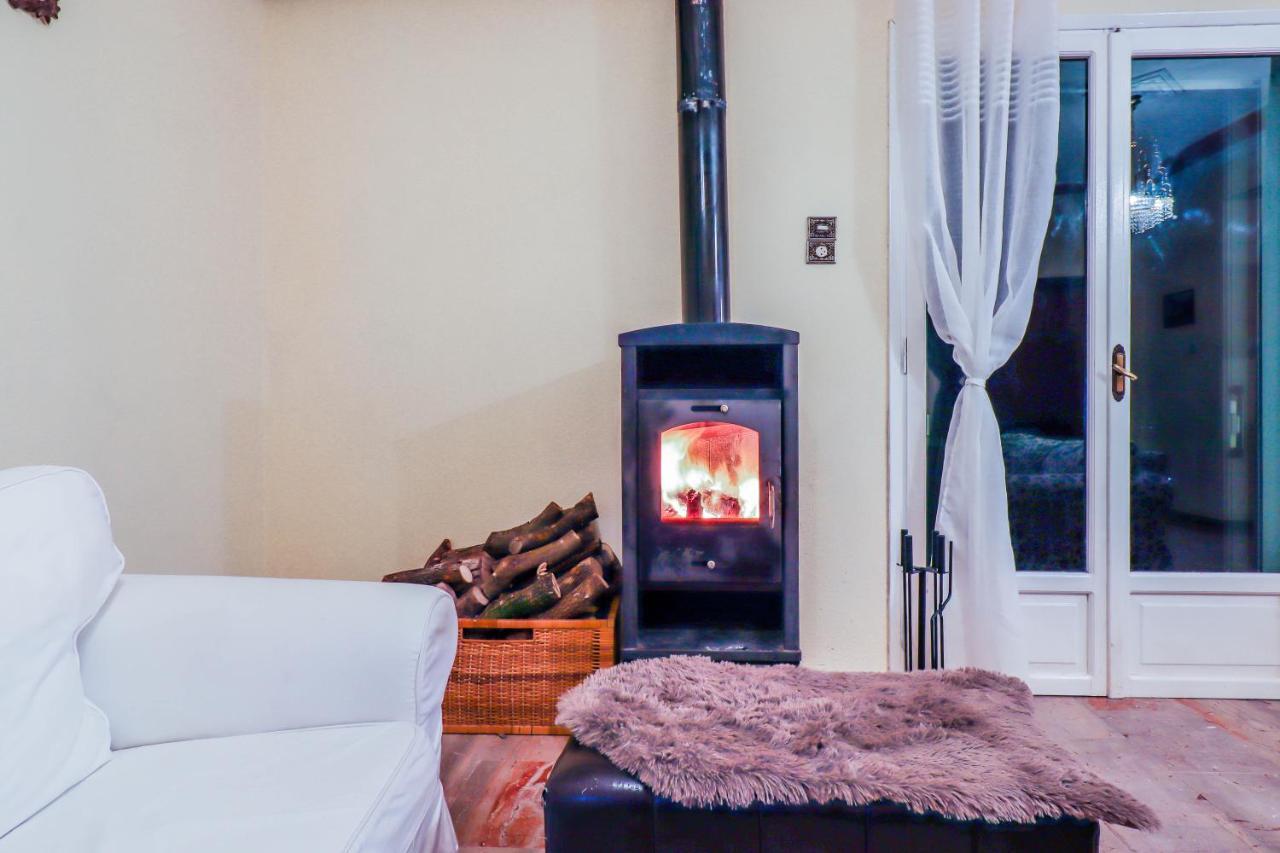 Country Home Genesi 20 Min From Trikala Exterior photo